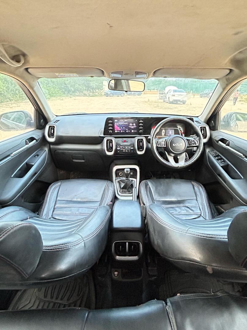 kia sonet view 2